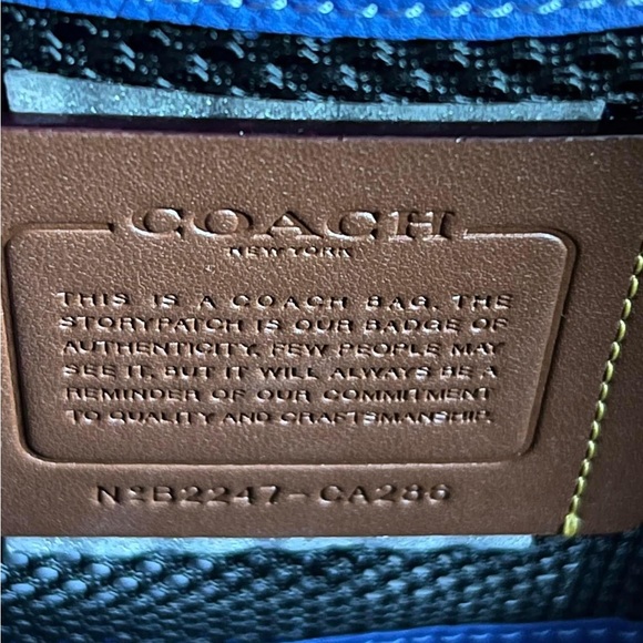 Coach Gotham Pack In Signature Leather - Picture 11 of 11